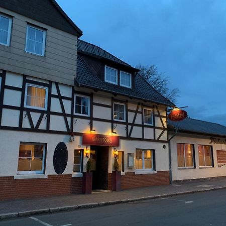Hotel Und Restaurant Pinkenburg Wennigsen Exterior photo